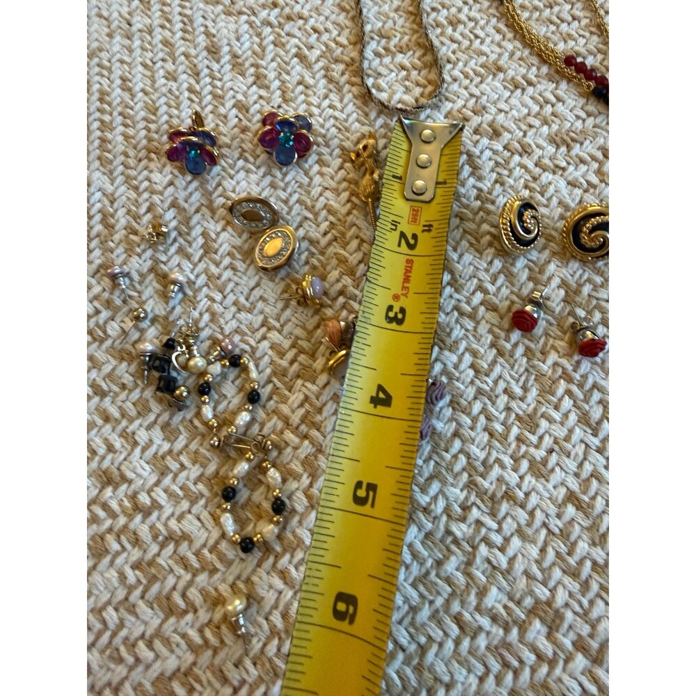 Large lot of vintage jewelry necklace earrings - Picture 10 of 12